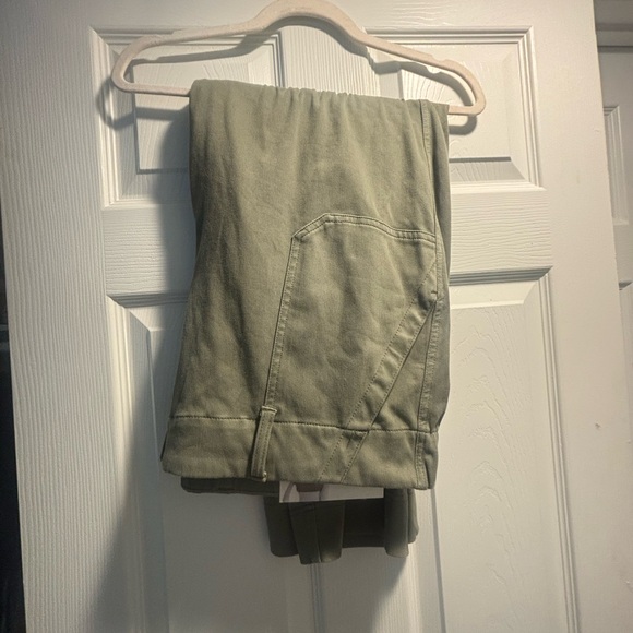32 Degrees Pants - 32 Degrees Relaxed Fit Olive Green Cropped Pants XL